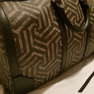 Authentic gucci duffle bag